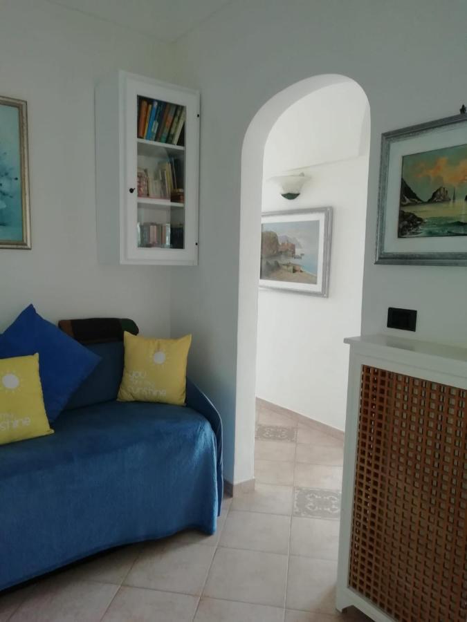 Marvelous Sea View Villa Капри Экстерьер фото