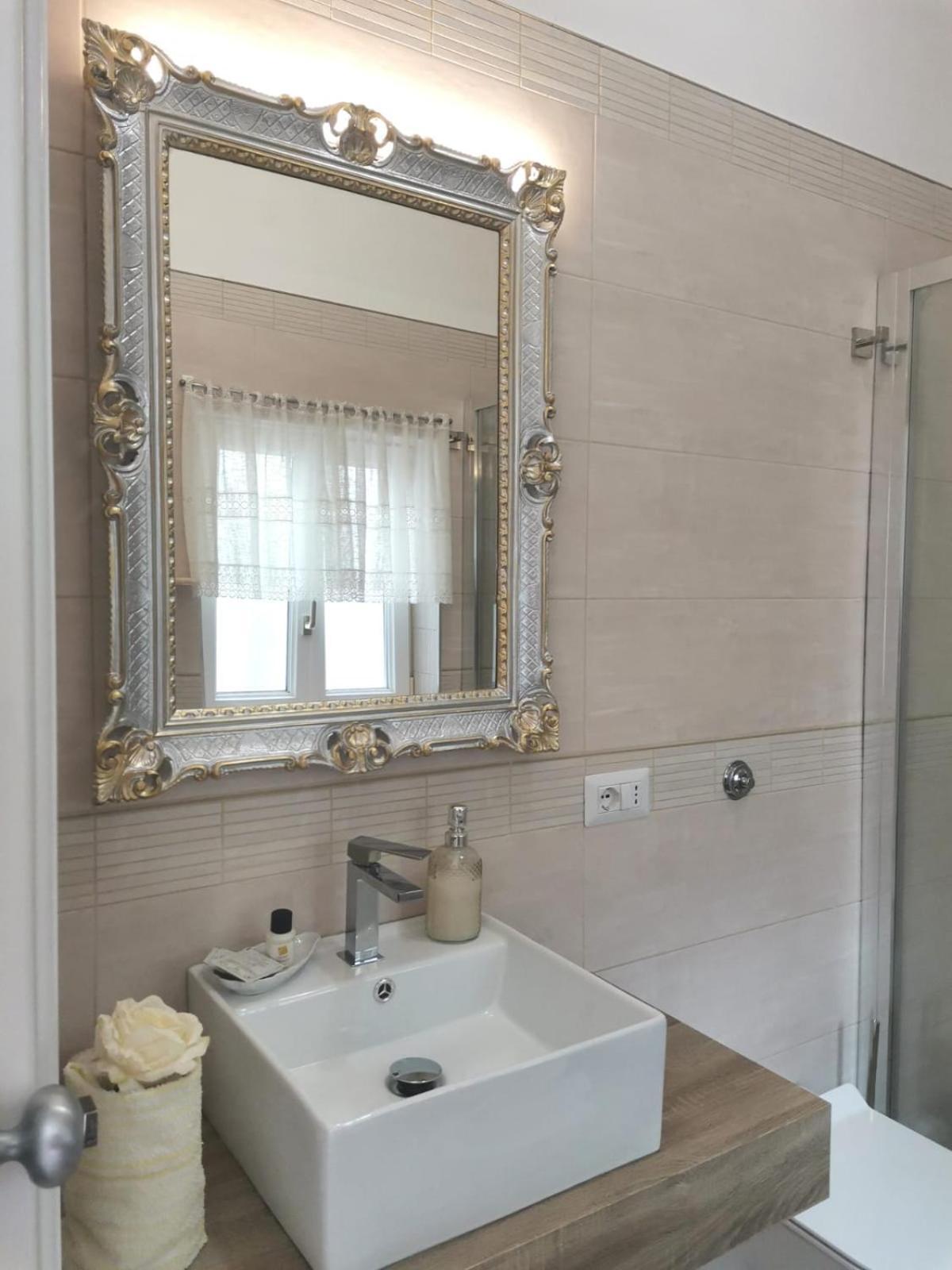 Marvelous Sea View Villa Капри Экстерьер фото